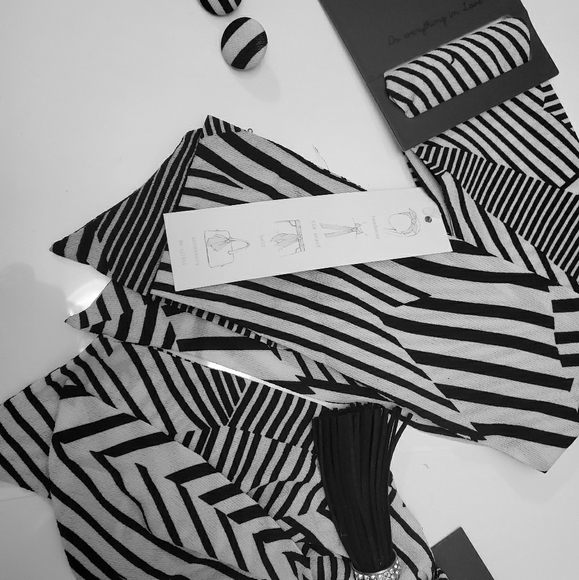 Scarf,  button earrings, and matching keychain cha - Picture 1 of 1